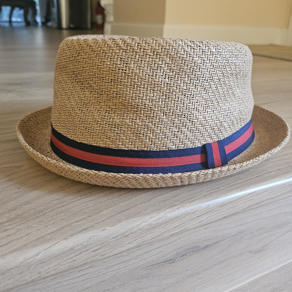 Stylish Tan Straw Hat with Red and Blue Band